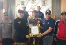Arya Weda Karna Sambangi Desa Bantunya, Bahas Lima Tersangka Kasus Amuk Massa di Banjar Juwuk Legi